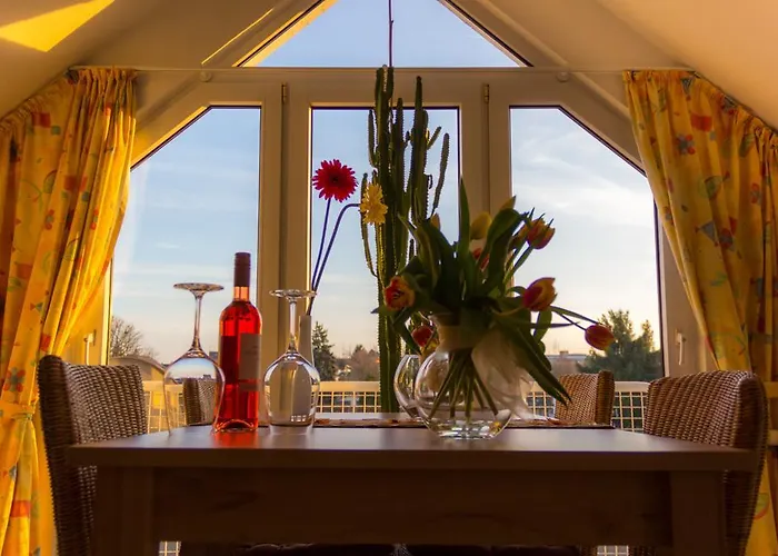 韦伯罗灵格公寓 公寓 *